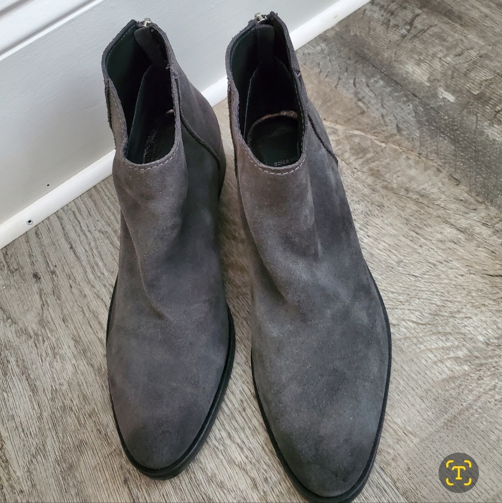 DOLCE VITA SUEDE BOOTS